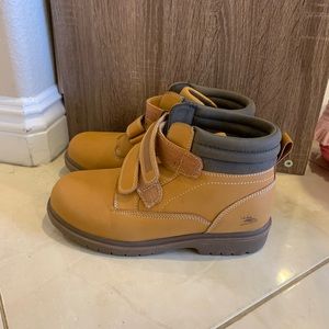 Boys Deer Stags Marker winter boots, size youth 3.5